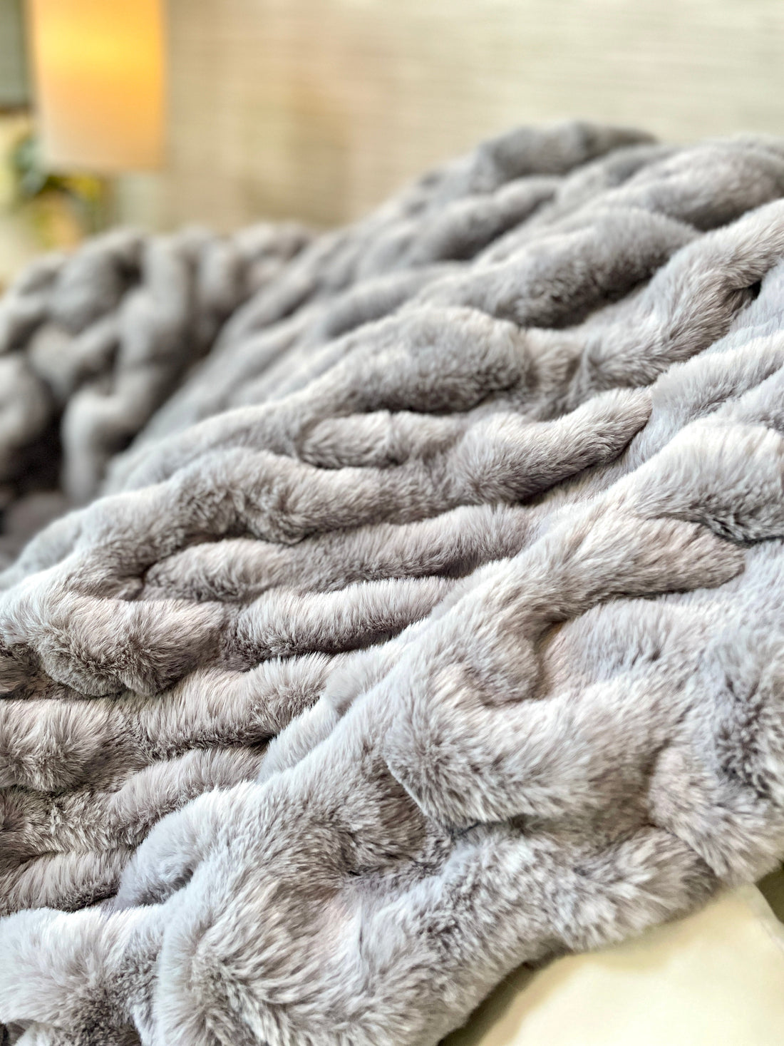 Gray Faux Fur Blanket - Medium: 50"x60"